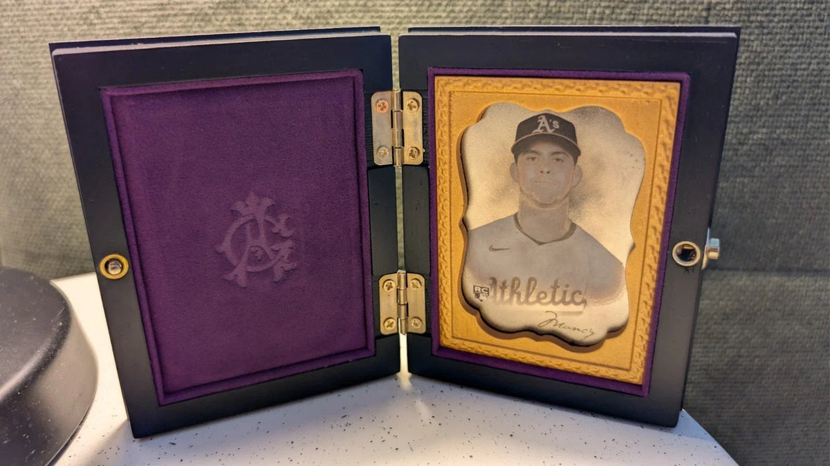 2025 Topps Allen & Ginter Max Muncy Daguerreotype 1/1 Rookie Card